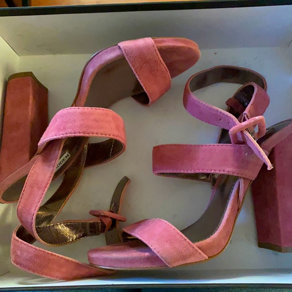 Steve Madden Pink Suede Heels